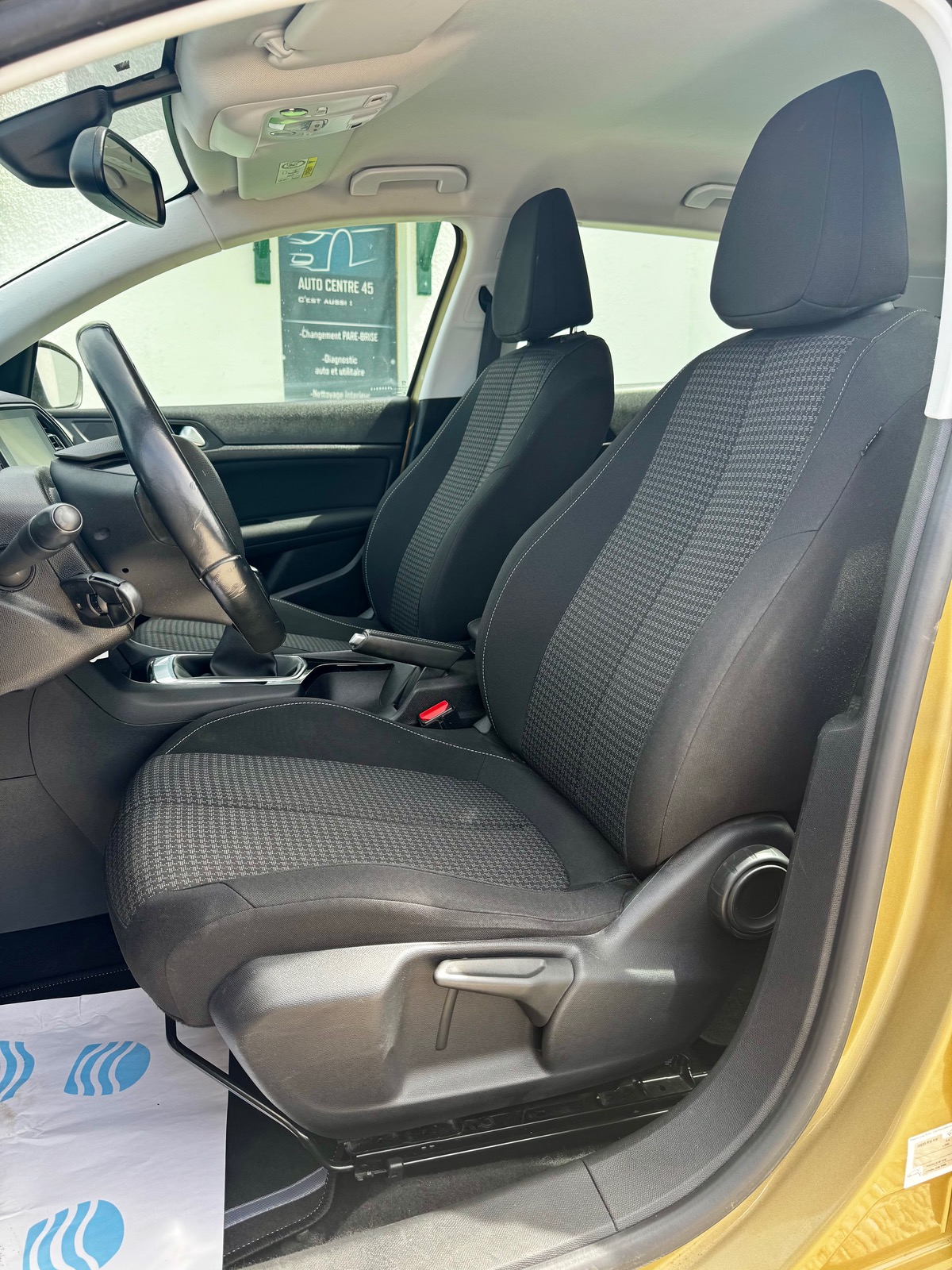 Peugeot 308 1.2L ESSENCE 110 CV S&S BVM5 ACTIVE