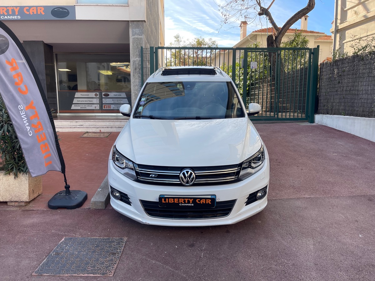 Volkswagen Tiguan 1.4 TSI 150 CV R LINE/ Boîte auto / KM Reel / Toit Ouvrant / Intérieur Cuir