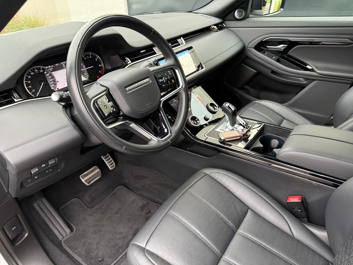 LAND ROVER EVOQUE P300E PHEV AWD R-DYNAMIC HSE / TVA / FRANCAIS / 1ERE MAIN / 18328 KMS