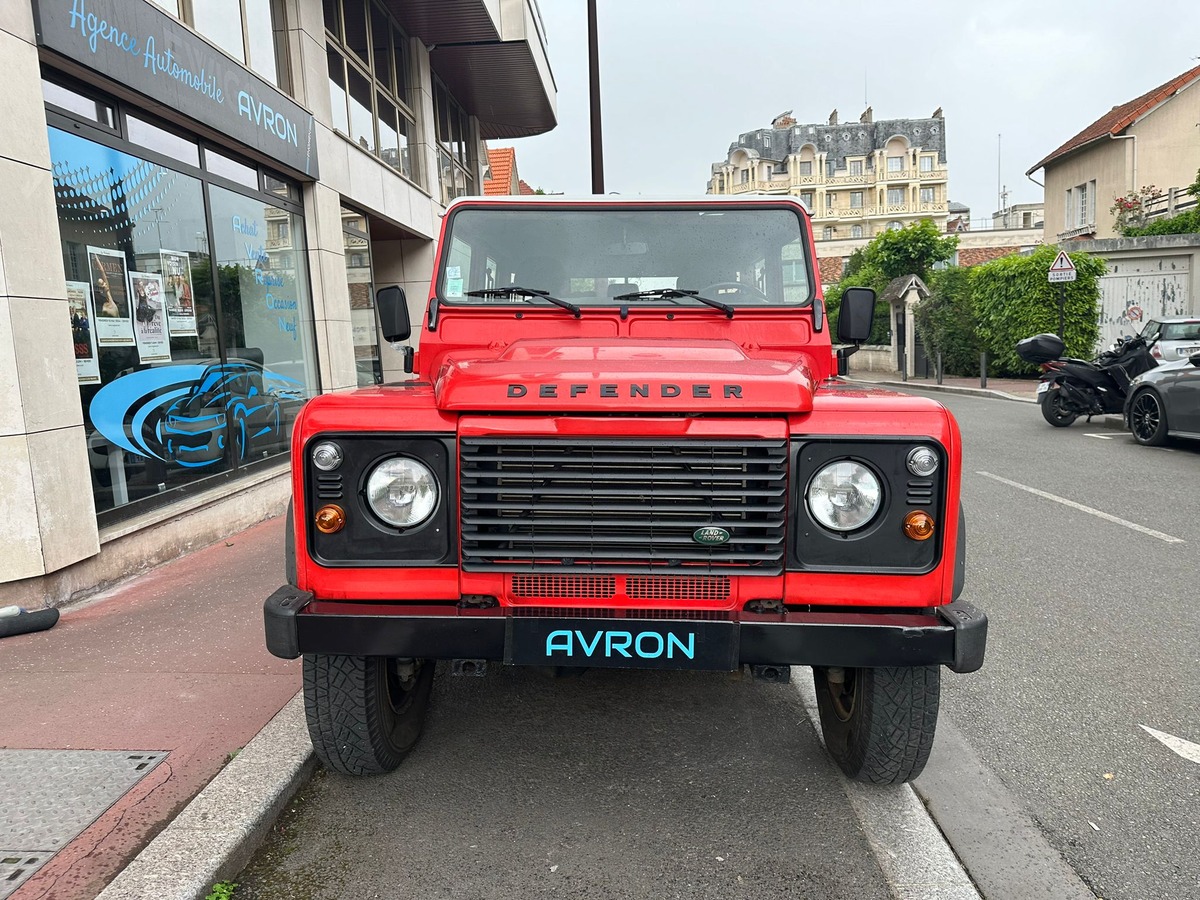 Land-Rover Defender 3 2.2 122 PICK UP MARK V