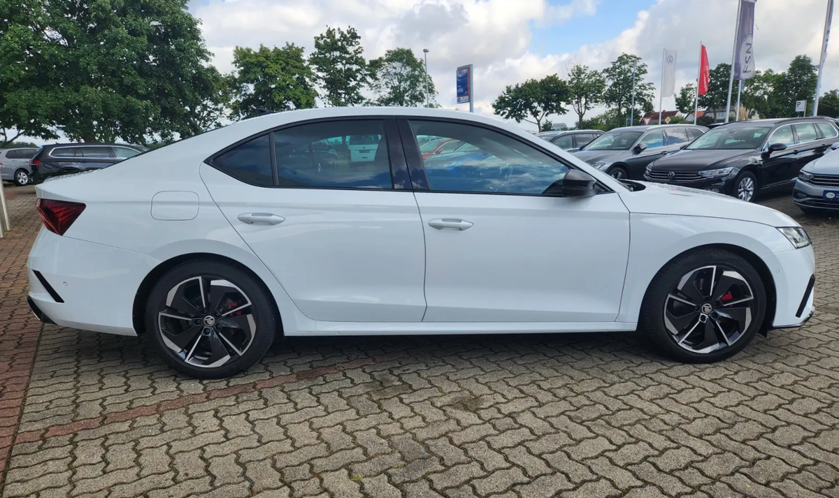 Skoda Octavia Berline 2.0 TDI 200ch RS 4x4 DSG7