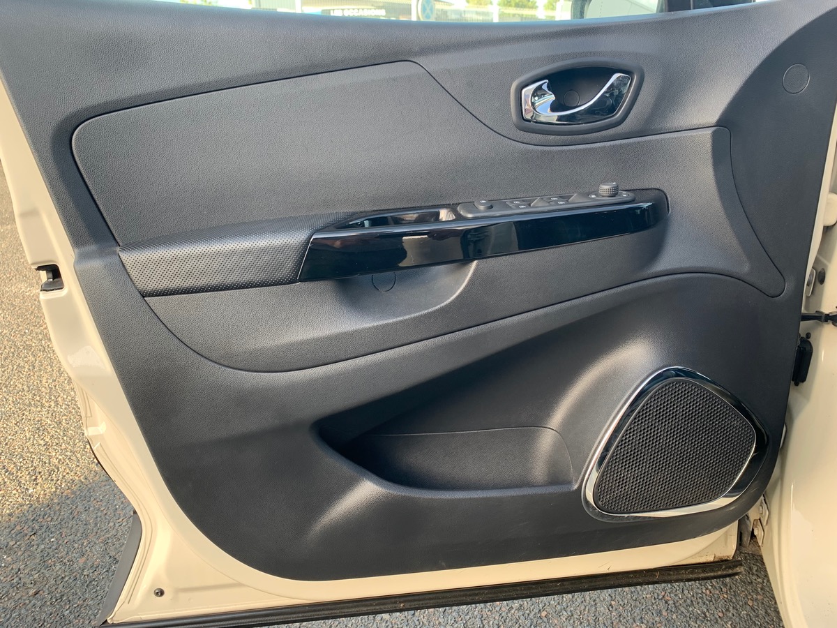 RENAULT Captur 120 ch | WAVE | GPS | Caméra recul | Système d'accès, démarrage sans clé | Bluetooth