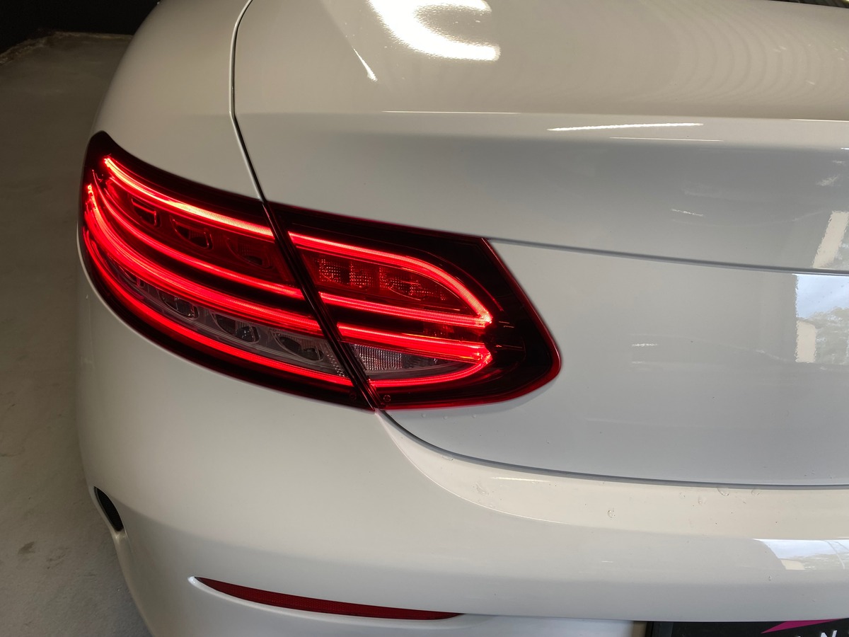Mercedes Benz Classe C 220 cdi AMG Line / Toit Panoramique Ouvrant / Cock Pit / Led d Ambiance