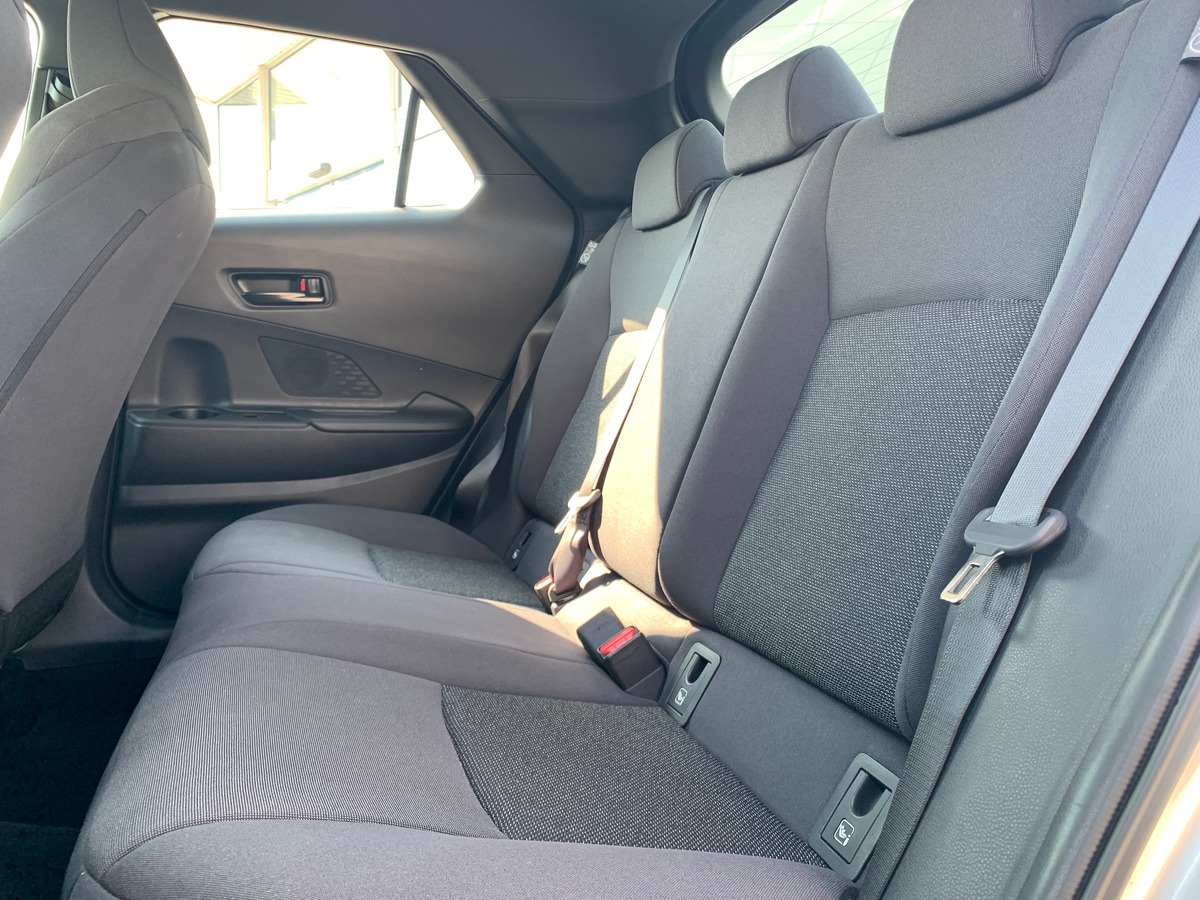 Toyota TOYOTA C HR 140 ch | Apple car Play Android Auto | Caméra de recul | Régulateur de vitesse