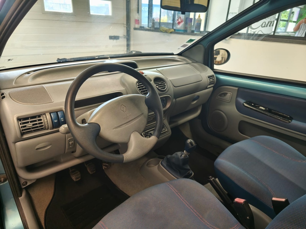 RENAULT Twingo Dynamique 1.2 16V 75ch distribution neuve - garantie 3 mois -