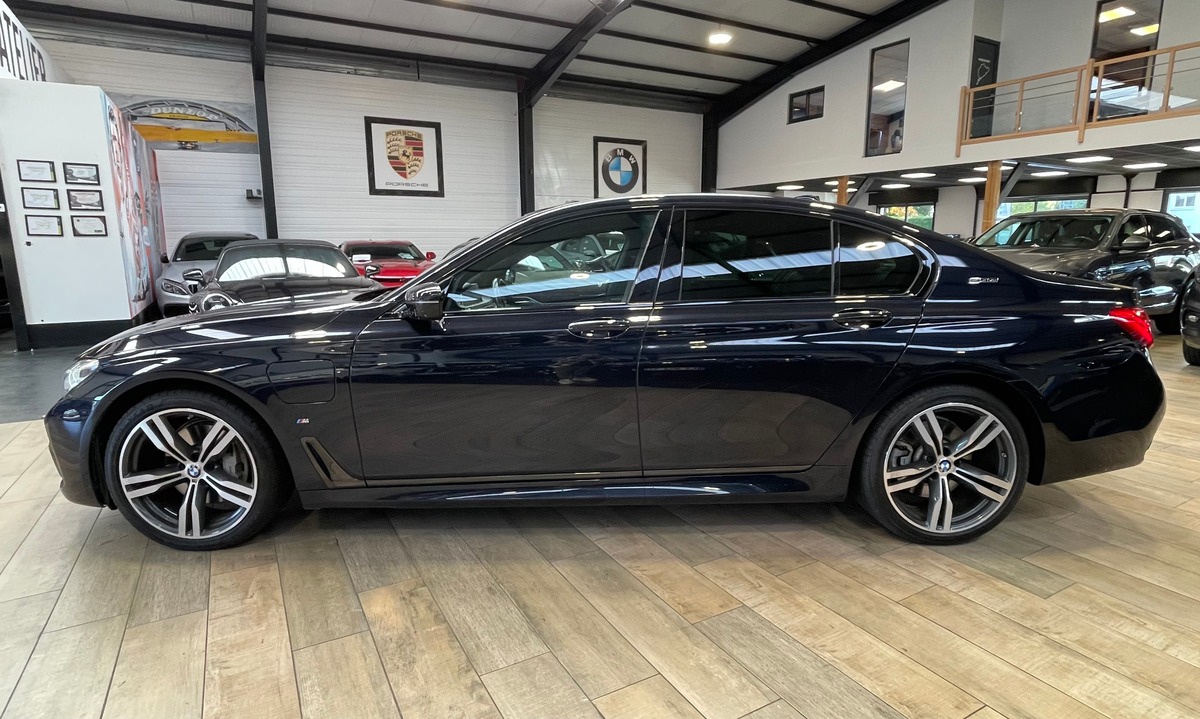 Bmw Série 7 (G11) 740E HYBRID 326CV - MSPORT - EDITION CARBON CORE  - GARANTIE 1 AN