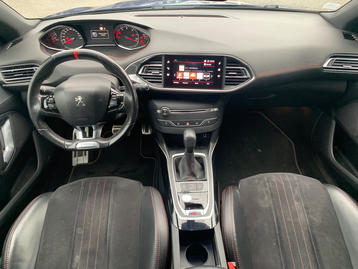 Peugeot 308 120 | GT LINE | Caméra Recul | Car Play | Régulateur Vitesse | Full LED Technology