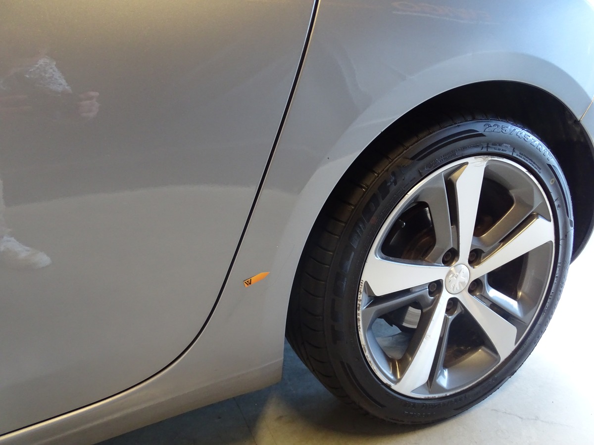 Peugeot 308 SW GENERATION-II SW 130 Ch ALLURE EAT BVA ( DISTRIBUTION OK / CARPLAY )