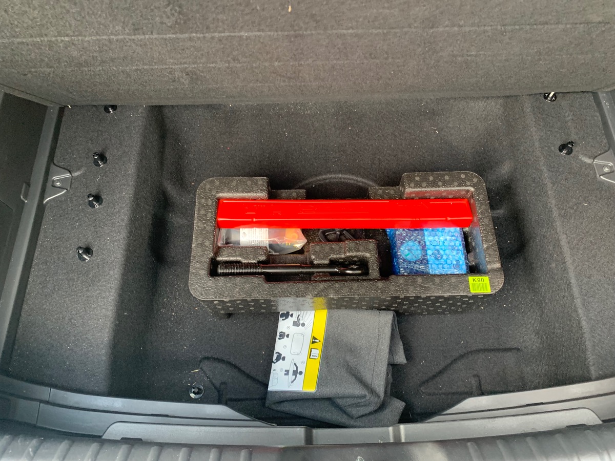 Kia Niro 141| PREMIUM | Pack Drive + | Garantie constructeur 2031 | Régulateur de vitesse adaptatif