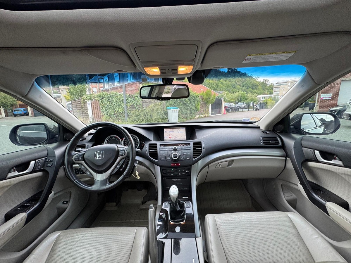 Honda Accord 2.2 DTEC 150 Luxury Innova- Toit ouvrant- Garantie