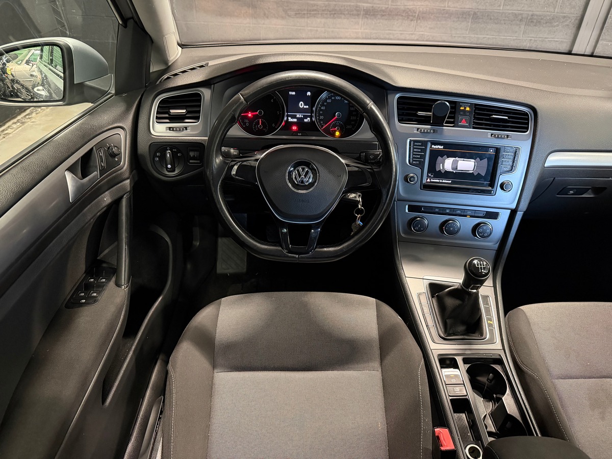 Volkswagen Golf 7 VII tdi 1.6 90ch Confortline