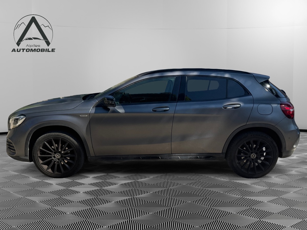 Mercedes Benz GLA 200 CDI STARLIGHT EDITION 7G-DCT