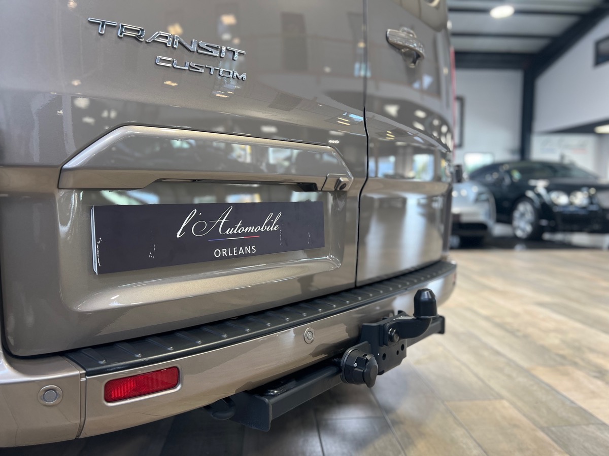 Ford Custom 6 places L1H1 Fourgon 2.0 EcoBlue 170 BVA6 + benne bois AR