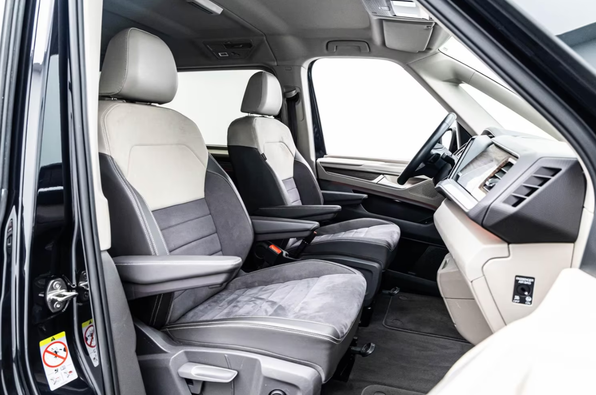 Volkswagen Multivan VII 1.4 eHybrid 218ch Style Court DSG6 - 7 places - Attelage