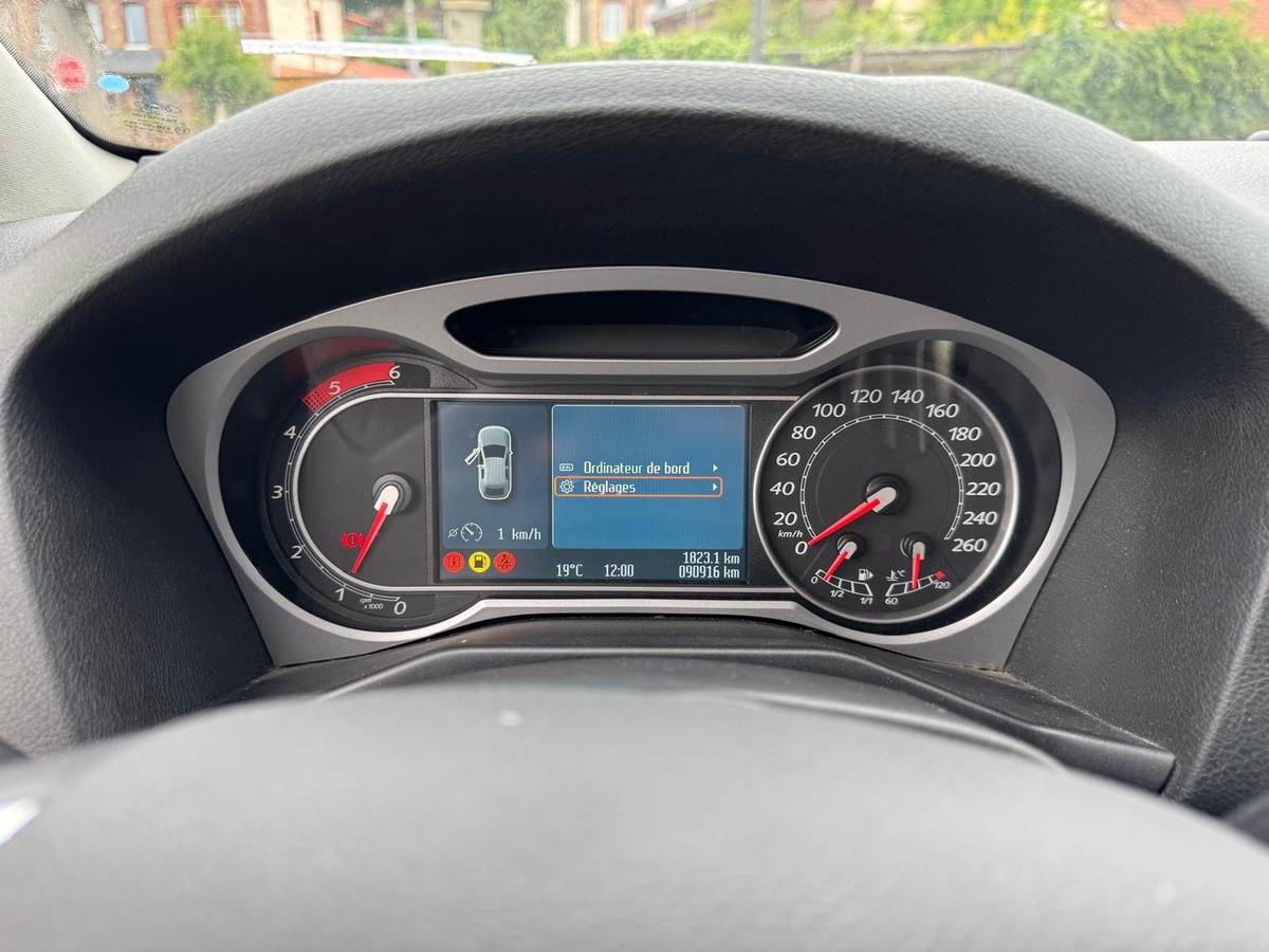 Ford Mondeo 1.8 TDCI 125cv Titanium - Garantie