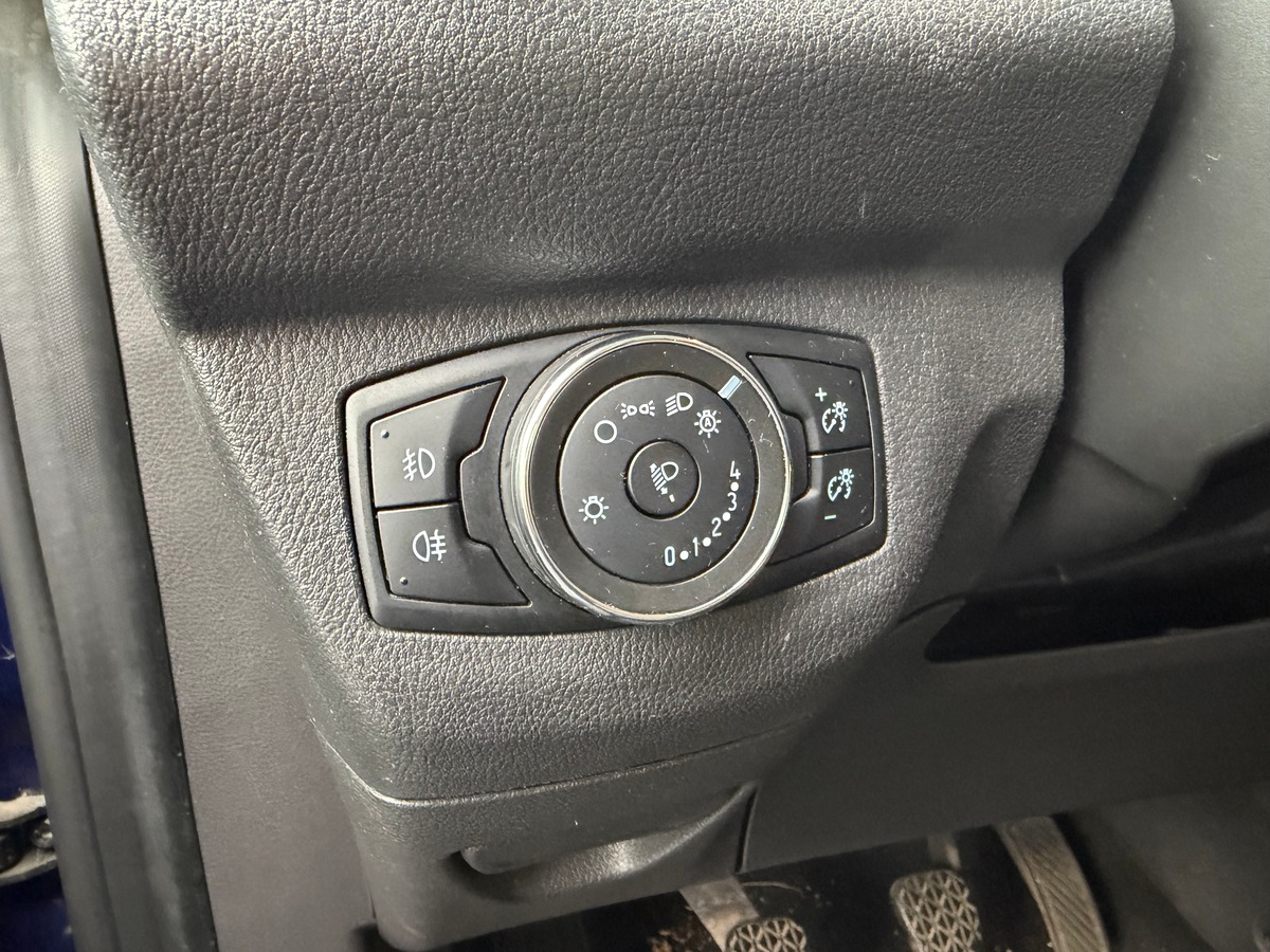 Ford Tourneo Courier 1.0 STCi EcoBoost Combi court S&S 100 cv