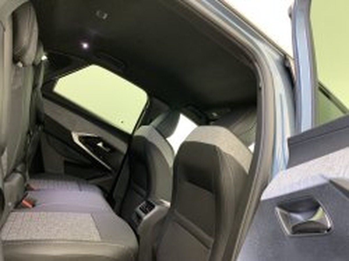 Peugeot 3008 NEW CROSSOVER 3008 Hybrid 145 e-DCS6 Allure