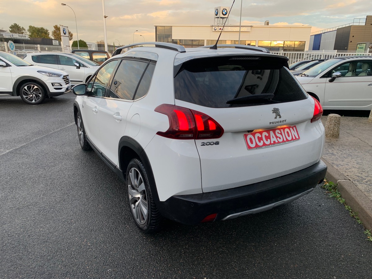 Peugeot 2008 120 ch | Crossway | Caméra de recul | Toit panoramique | GPS | Grip control