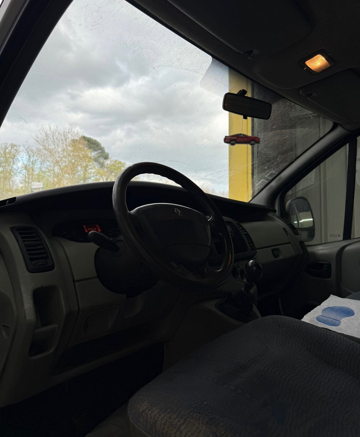 RENAULT Trafic 1.9 dci 100cv 9 places