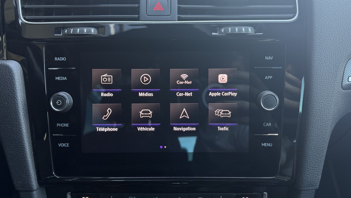Volkswagen Golf VII - TCR / CarVertical / Echappement Akrapovic / Apple Carplay / Caméra