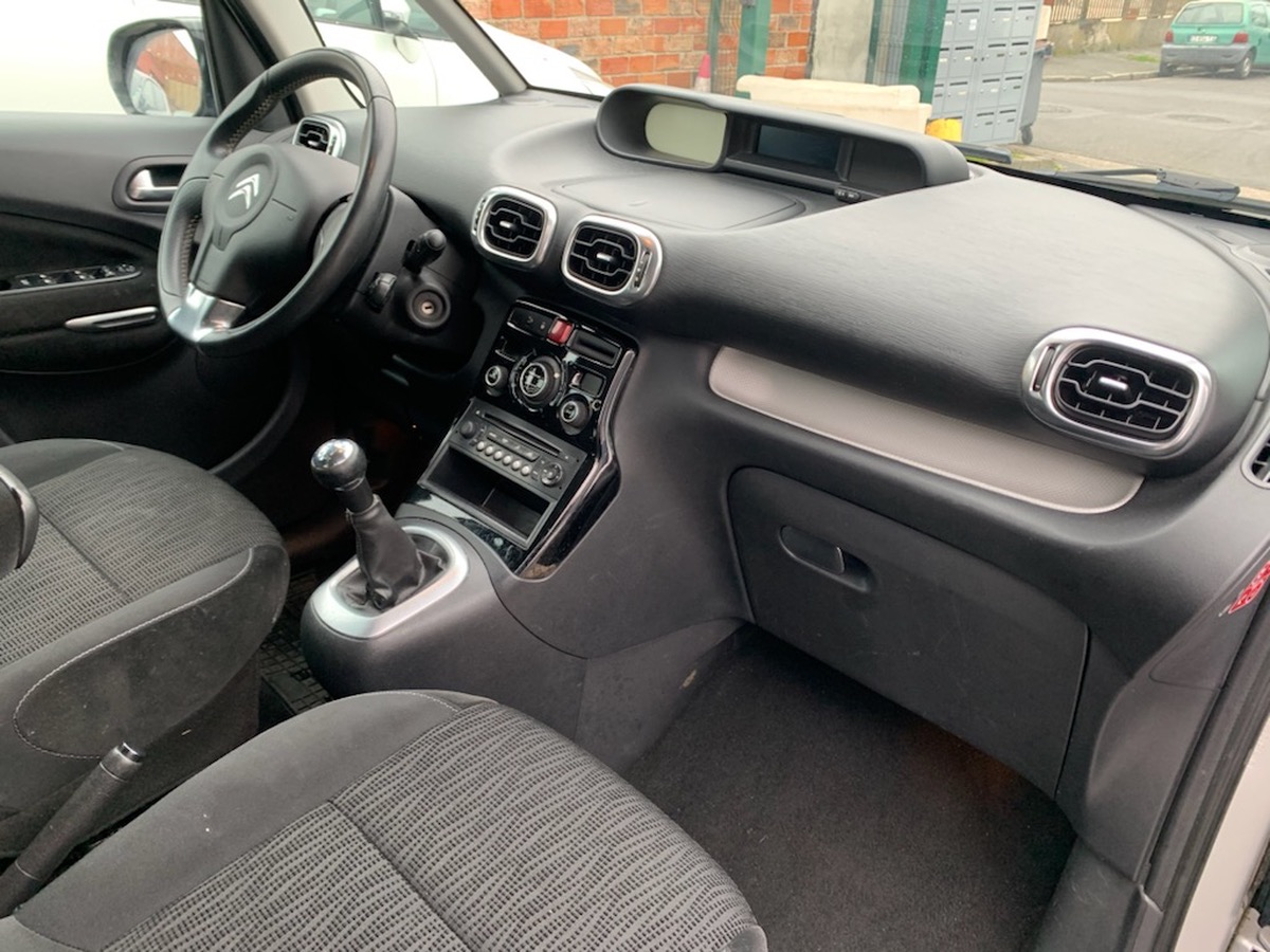 Citroën C3 Picasso 1.4 VTI 120 CV 4XCARTE bleue 
