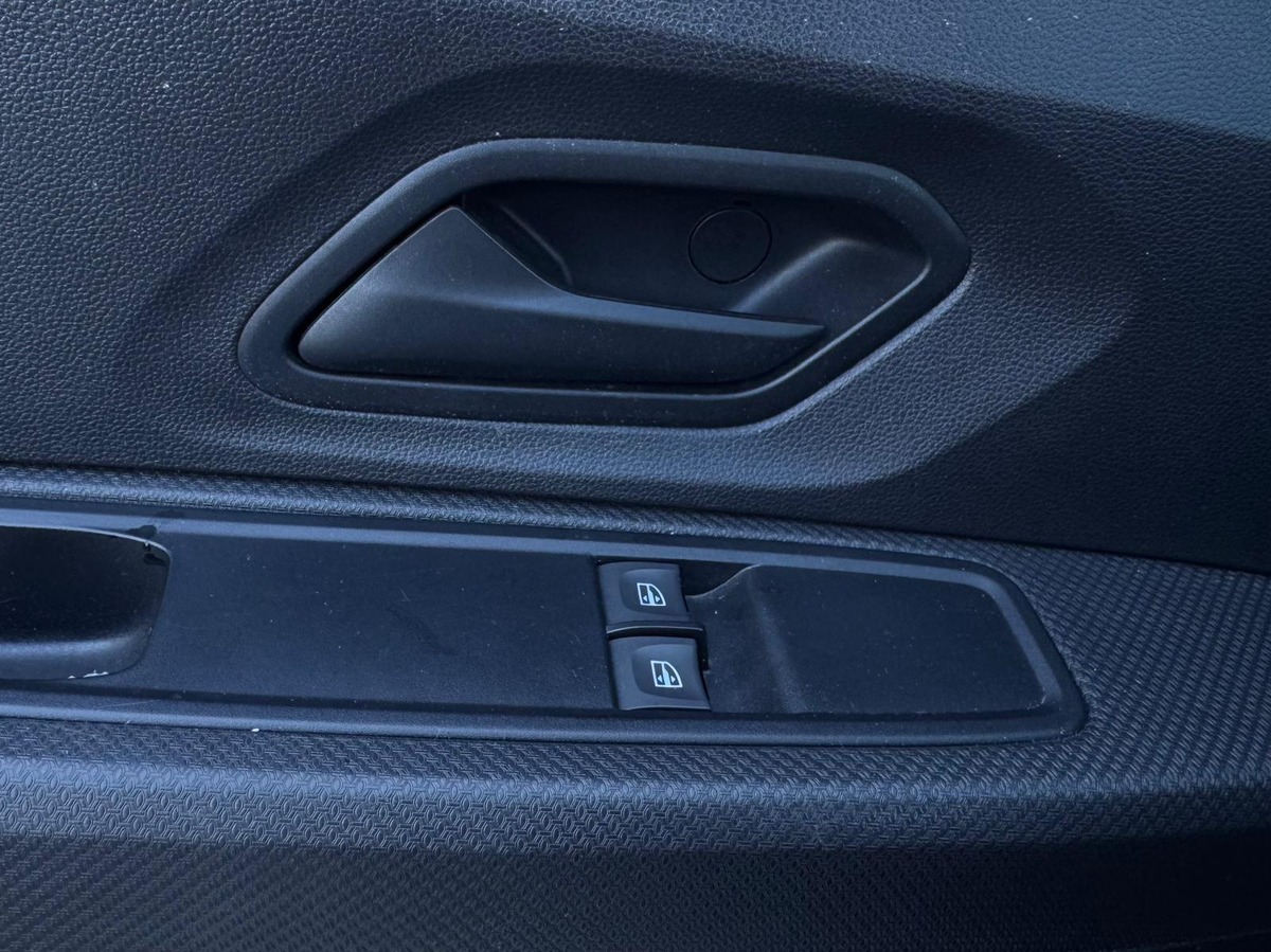 Dacia Sandero 1.0 65 SCe Essential