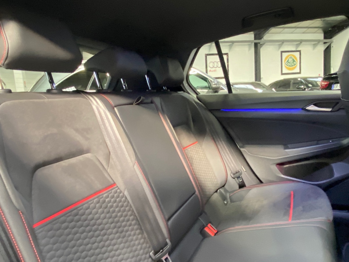Volkswagen Golf 8 gti 2.0 TSI 300 CLUBSPORT TOE b