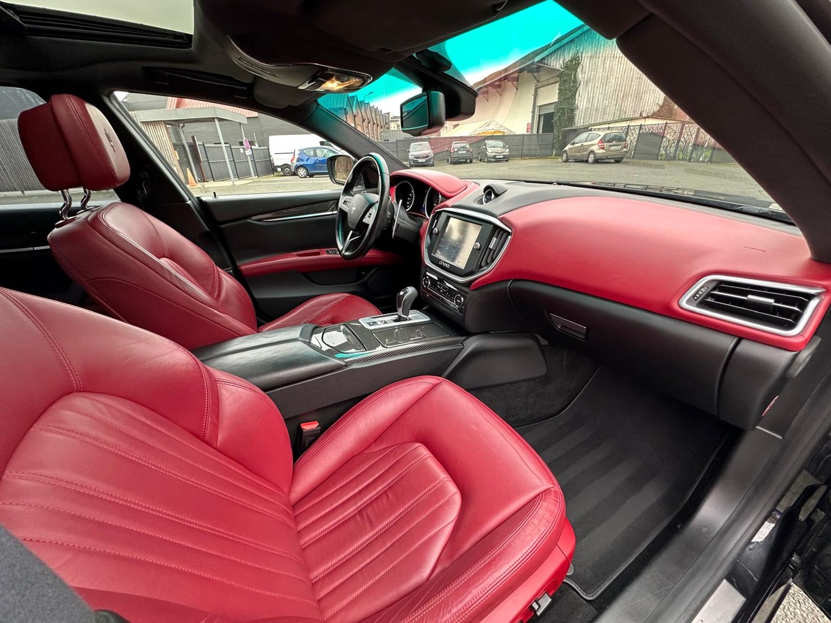 Maserati Ghibli 3.0 V6 diesel 275CV