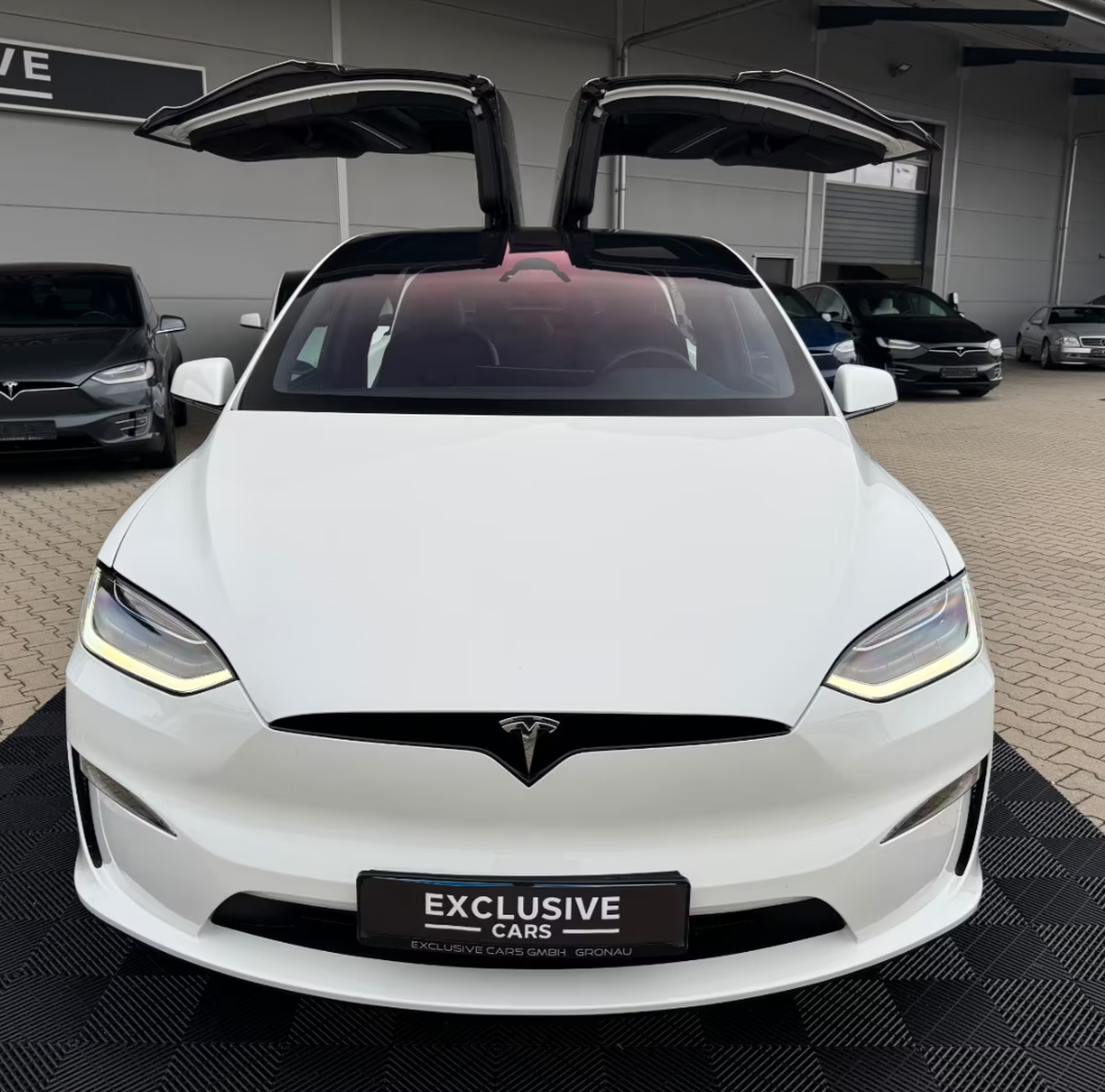 Tesla Model X Dual Motor Palladium/7 places/Pilote Automatique Amélioré/Attelage/TVA