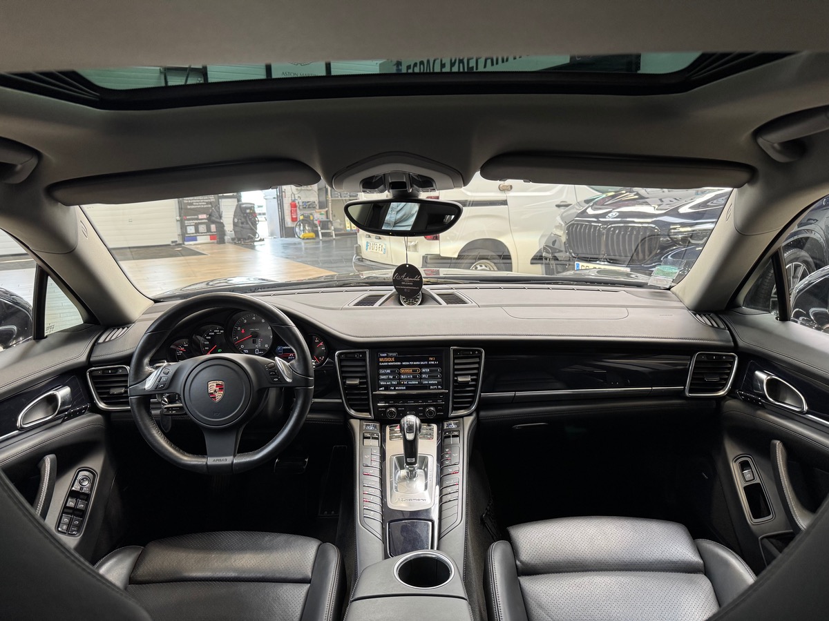Porsche Panamera 4S V8 400CV PDK FR TO/CHRONO/PDLS/ATTELAGE ENTRETIENS COMPLET CONSTRUCTEUR