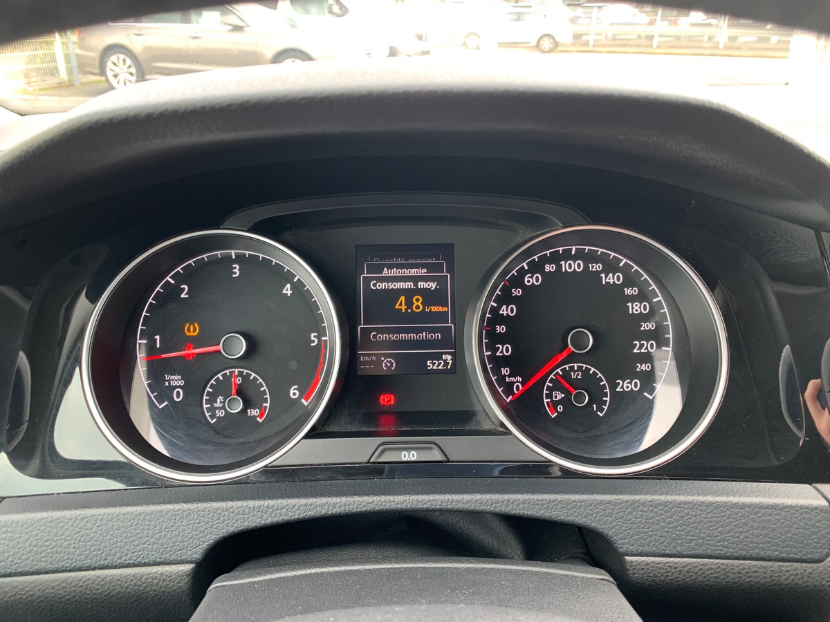 Volkswagen Golf 105 ch | Régulateur vitesse | Radar de stationnement avant arriére | GPS | Bluetooth