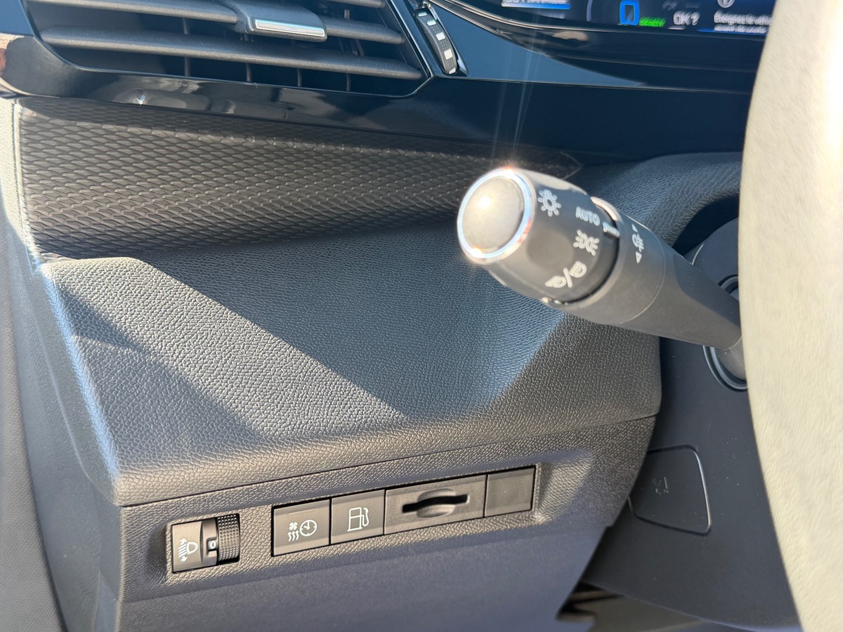 Peugeot 308 PHEV 180CH E-EAT8 ACTIVE PACK / 1 ERE MAIN