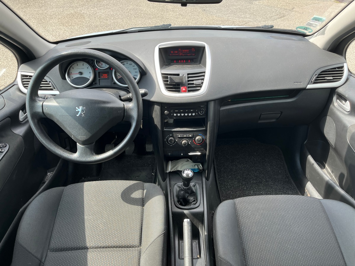 Peugeot 207 1.4 75CH URBAN MOOVE, DISTRIBUTION CHANGEE, TOIT PANORAMIQUE, CLIMATISATION
