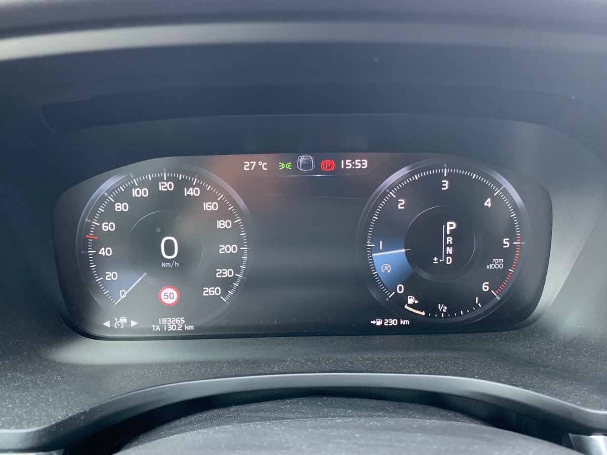 Volvo V60 150 ch | Business Excecutive | Caméra recul | Apple car Play | Cuir | Régulateur vitesse
