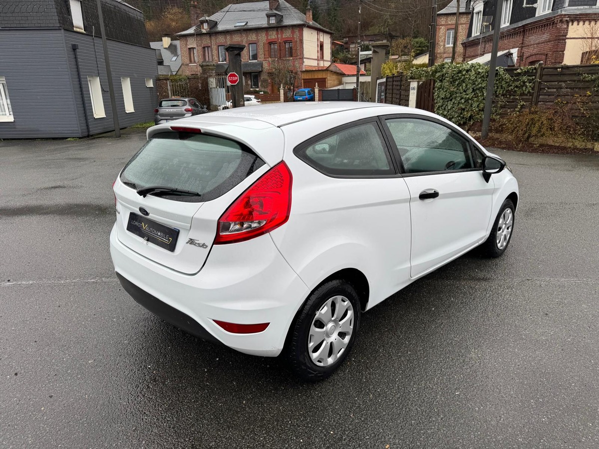 Ford Fiesta 1.4 TDCi 68 Ambiente - Révisée - Garantie