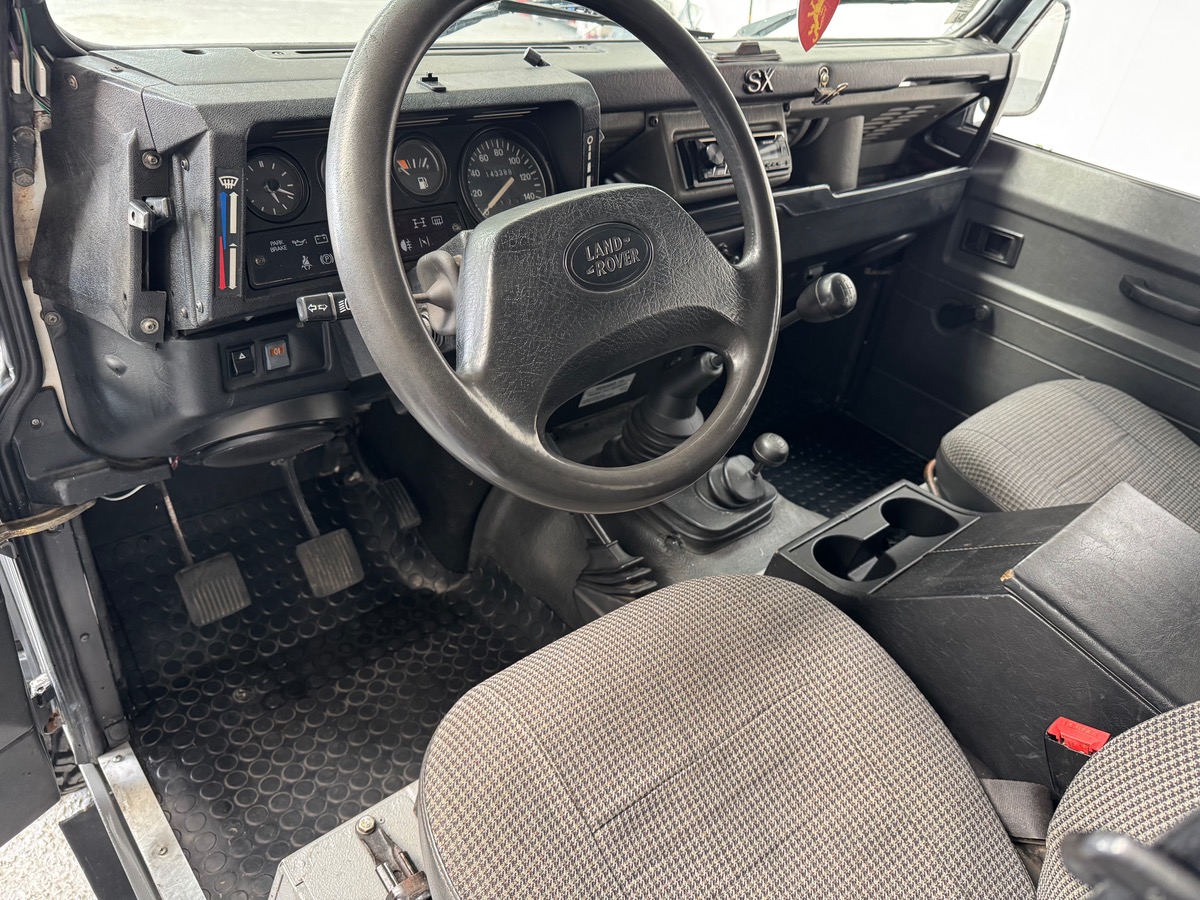 Land-Rover Defender 130 TDI 200 MOTEUR 11L BOITE DE VITESSE LT77S