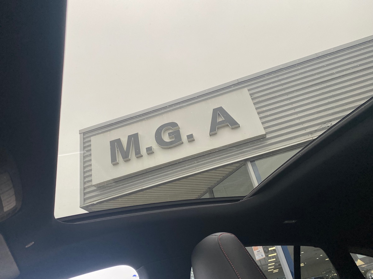 Mercedes-Benz CLA Shooting Brake 163 ch | AMG LINE | Pack premium plus | Avertisseur d'angle mort