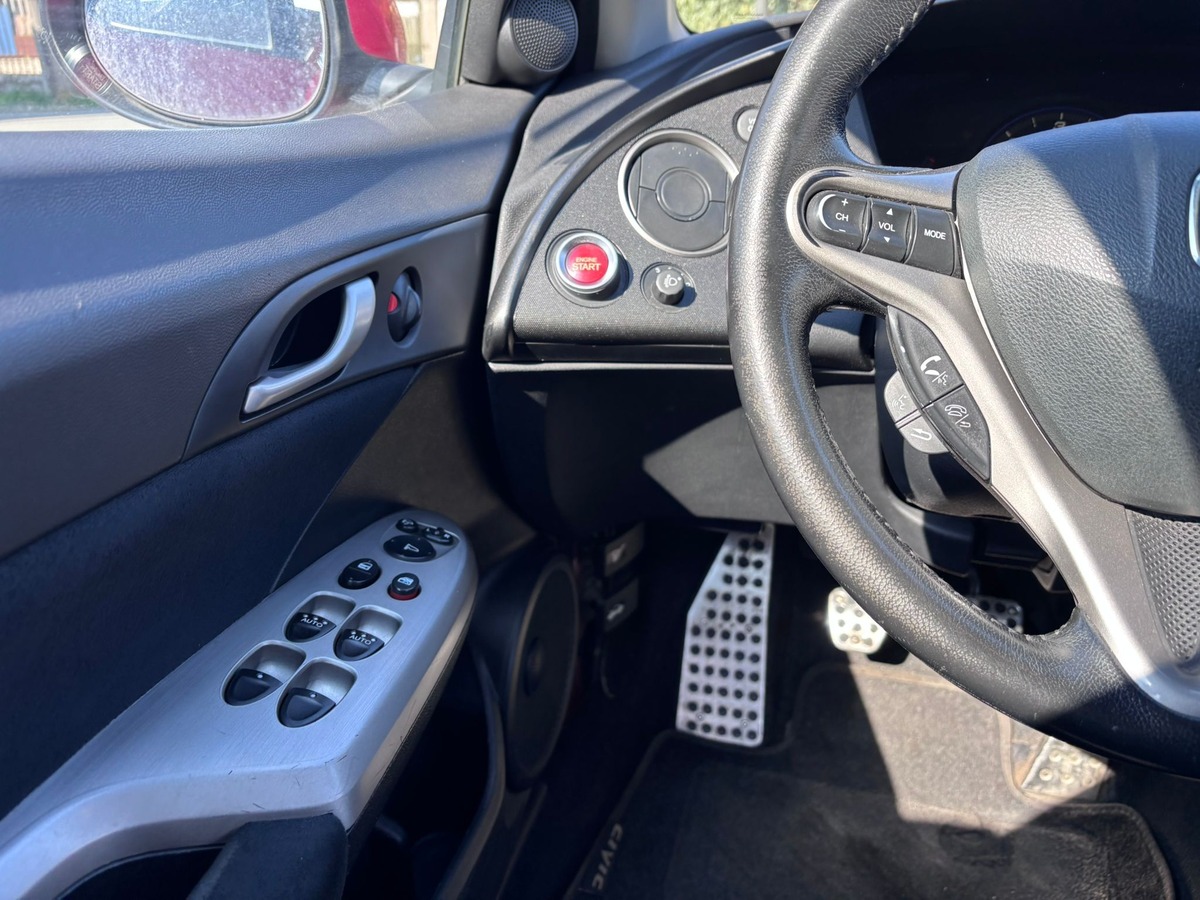 Honda Civic 2.2 CTDI 140 Elegance - Révisée - Garantie