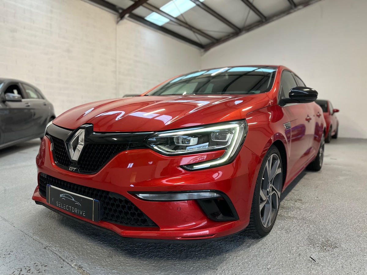 RENAULT Megane 1.6 TCe 205ch energy GT EDC Pack Bose / entretien complet Renault