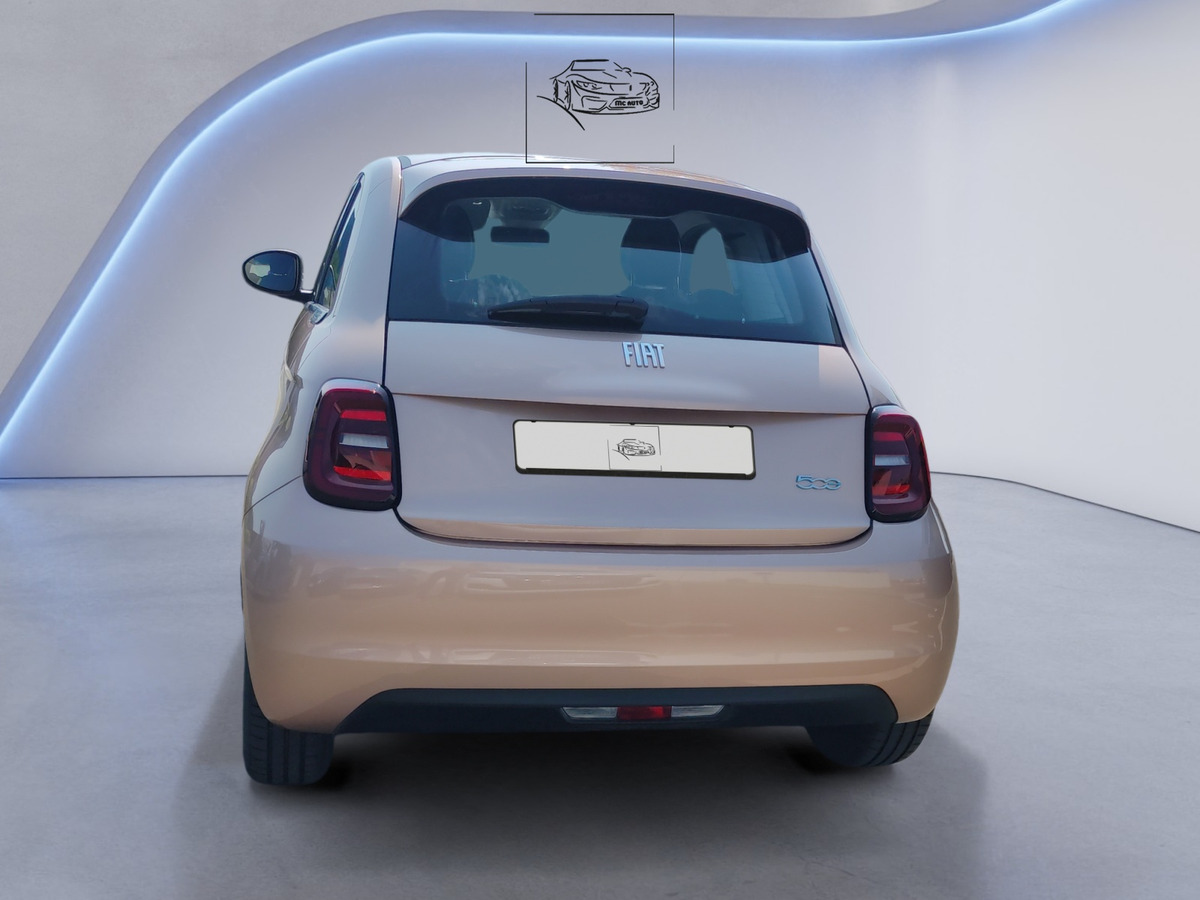 Fiat 500 Fiat 500e 42 kWh 118ch La Prima
