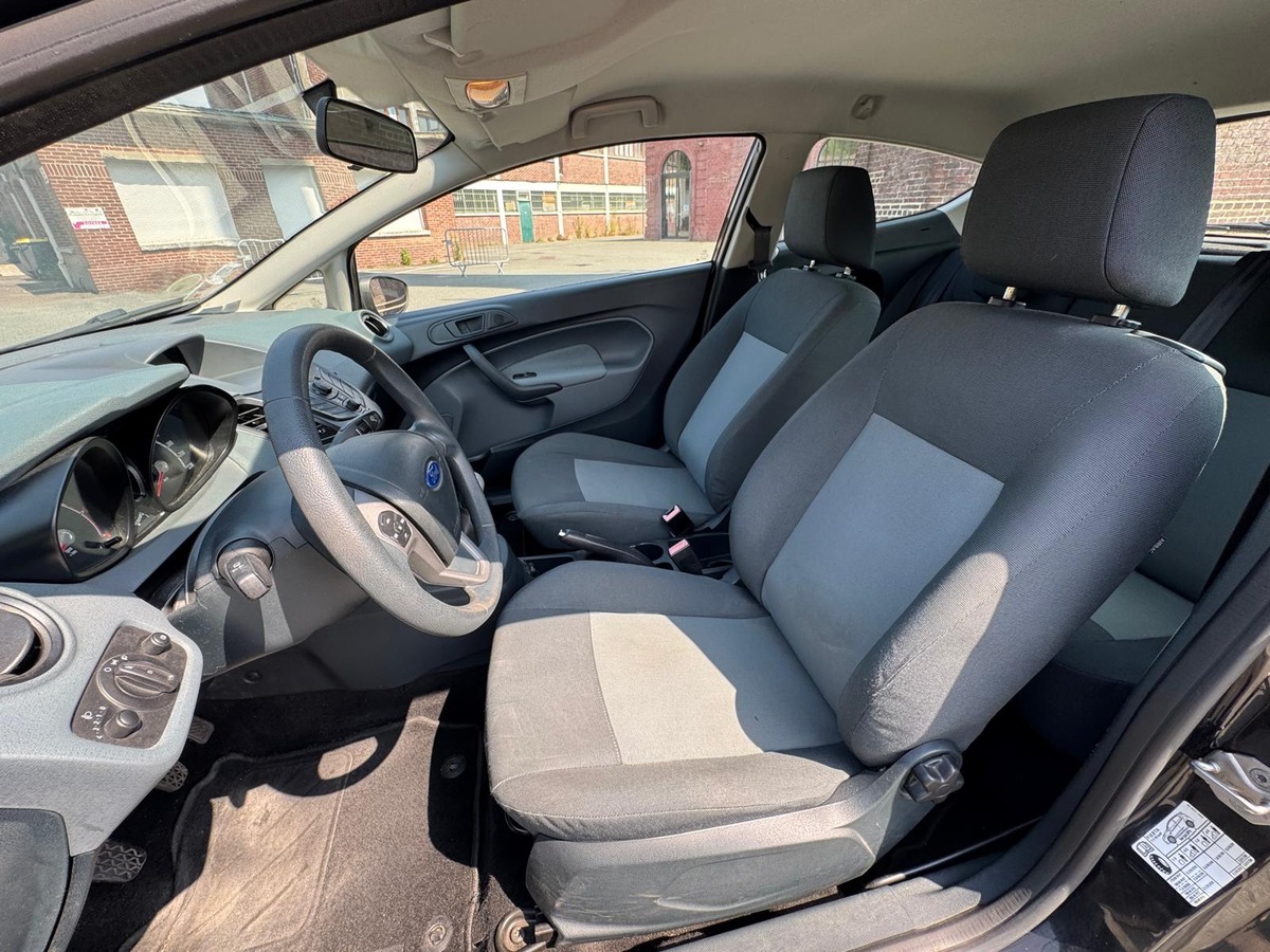 Ford Fiesta 1.4 TDCI 70- Première main- Distribution neuve