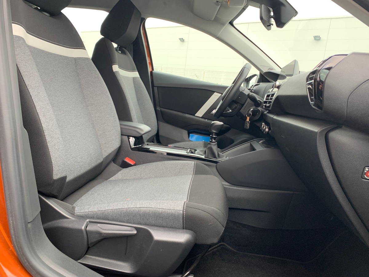 Citroën C4 100 ch | Feel | Connect Nav | Apple carplay Android auto | Radar de stationnement arriére