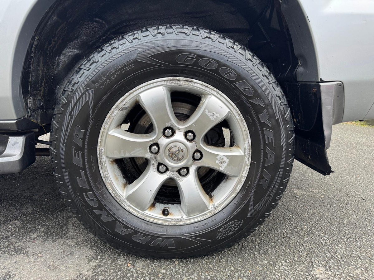 Toyota Land Cruiser KDJ125 D4-D 166 3 portes - Francais