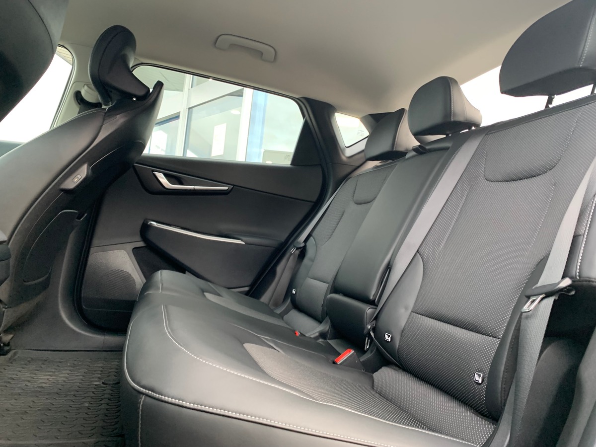 Kia EV6 229 | Active | Caméra recul | Démarrage sans clé | Radar arriére | Régulateur adaptatif