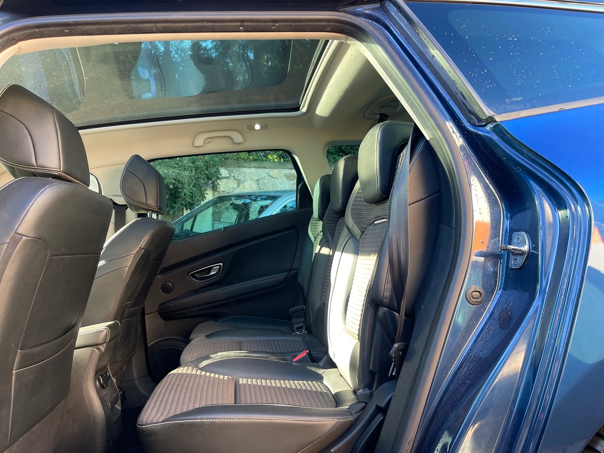 RENAULT Grand Scenic 1.3Tce 140 CV /Finition Bose / 7 Places /Toit Panoramique /Carplay /Grand Ecran
