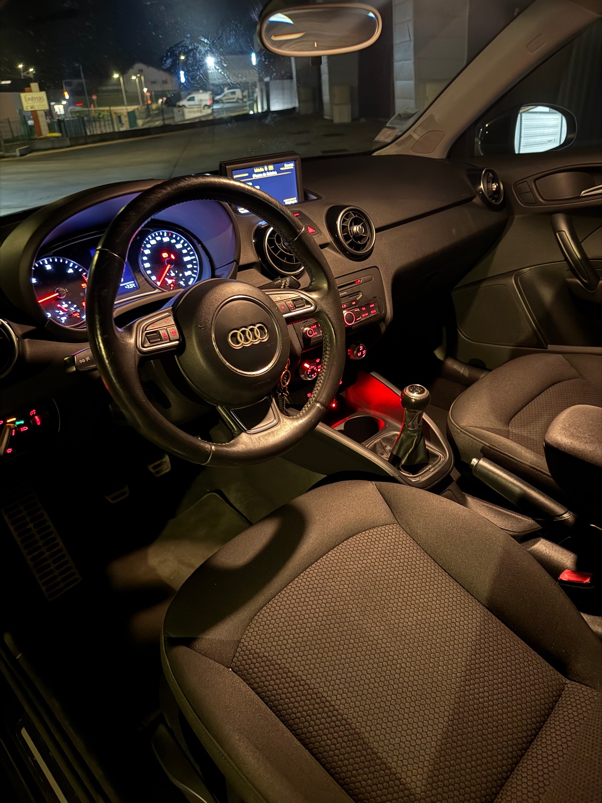 Audi A1 1.6 TDI 90ch S-LINE