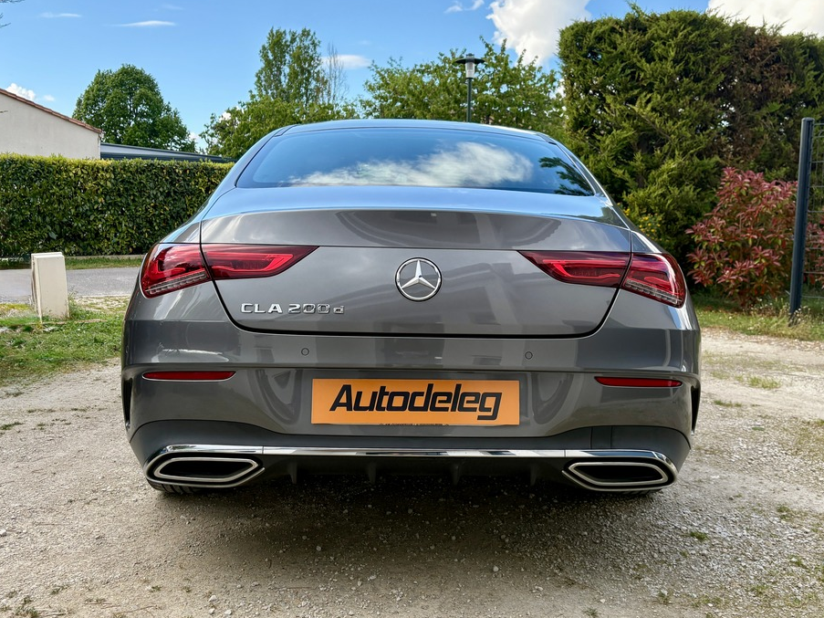 Mercedes Benz CLA 200 d AMG LINE