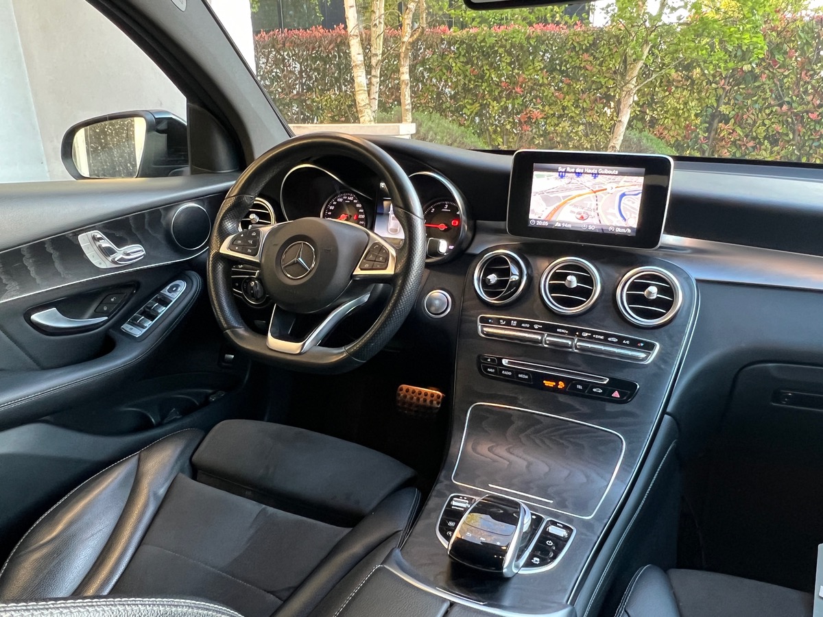 Mercedes-Benz GLC Coupé Pack AMG 250 D 204 4 Matic