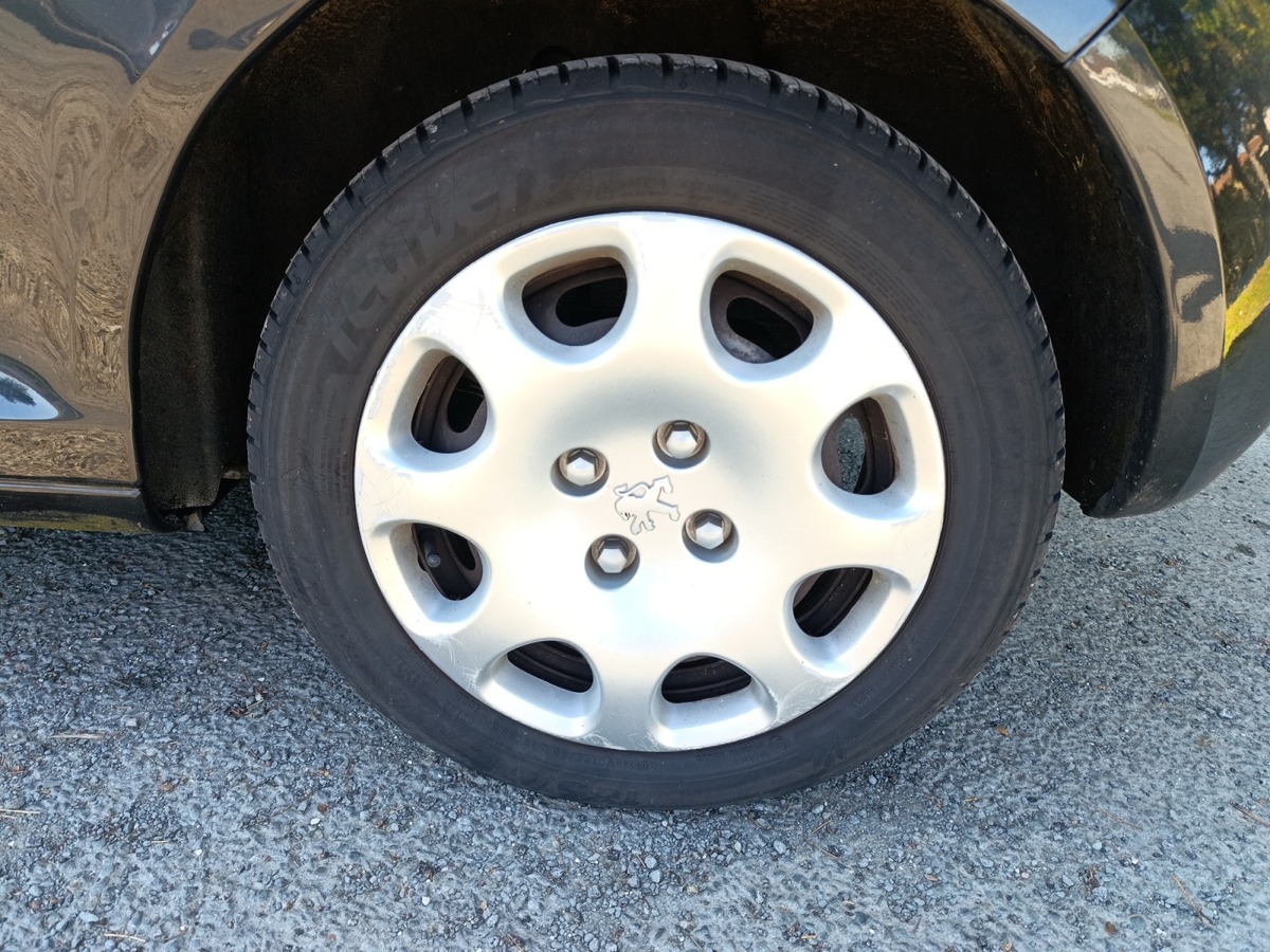 Peugeot 1007 1.4 90 CV DOLCE BVM5 ESSENCE