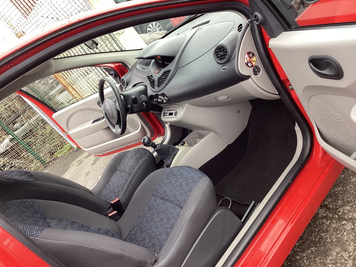 RENAULT Twingo 1.2 Authentique